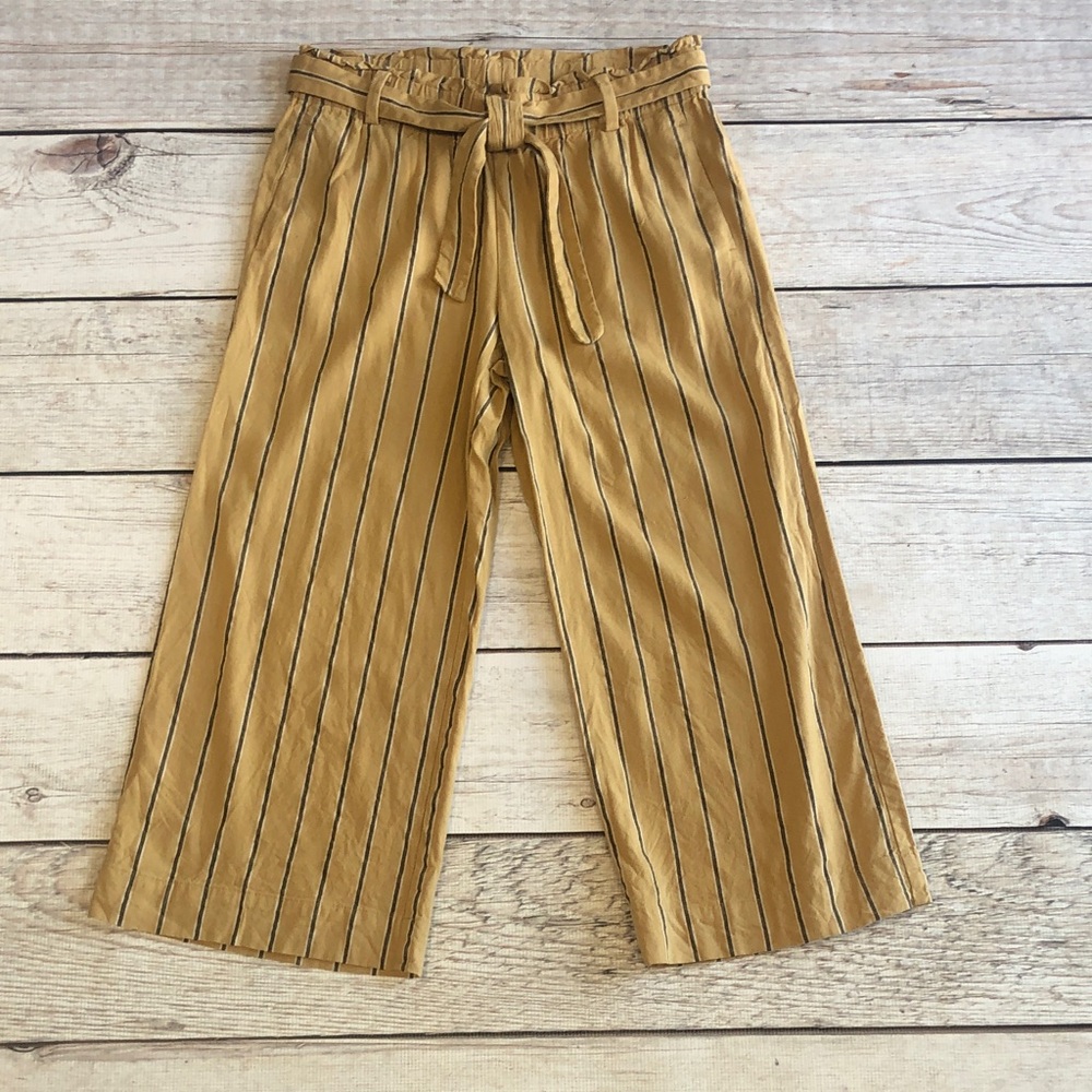 J. Jill Gold Striped Cropped Pants